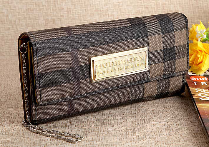 vi cam tay nu burberry vi cam tay nu burberry