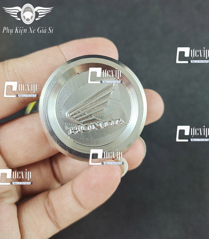 Núm Chụp Hộp Sên, Nắp Đậy Catte Salaya Inox 304 Kiểu Honda Cánh Chim Gắn Xe Wave, Dream, Furute, Future Led, Wave 125i Thái VM- MS5931