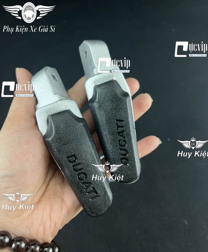 Cặp Gác Chân Sau Ducati Takegawa Gắn Xe Honda, Yamaha Wave, Dream, Future, Vision, Sonic, Winner V1, Vario 2015 - 2021, Sirius, Exciter, Jupiter MS5936