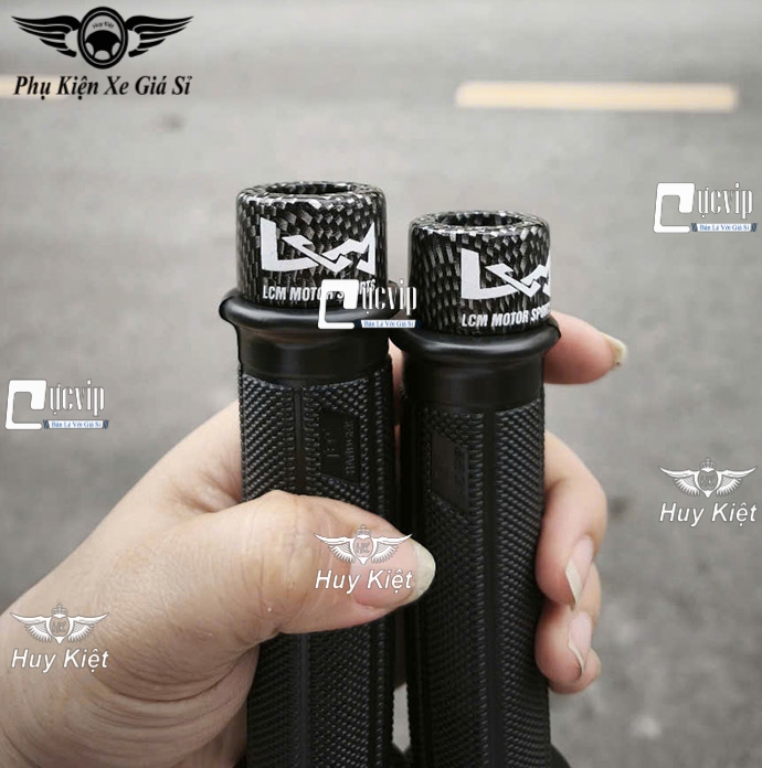 {Tặng Bao Tay TBT} Gù Nhôm Sơn CARBON Wa Dr Vario Vision Win Ex Fu Si SH Cub PCX NVX Raider Satria Luvias Mio Yaz Jupiter MS6630