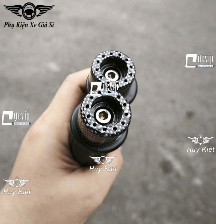 {Tặng Bao Tay TBT} Gù Nhôm Sơn CARBON Wa Dr Vario Vision Win Ex Fu Si SH Cub PCX NVX Raider Satria Luvias Mio Yaz Jupiter MS6630