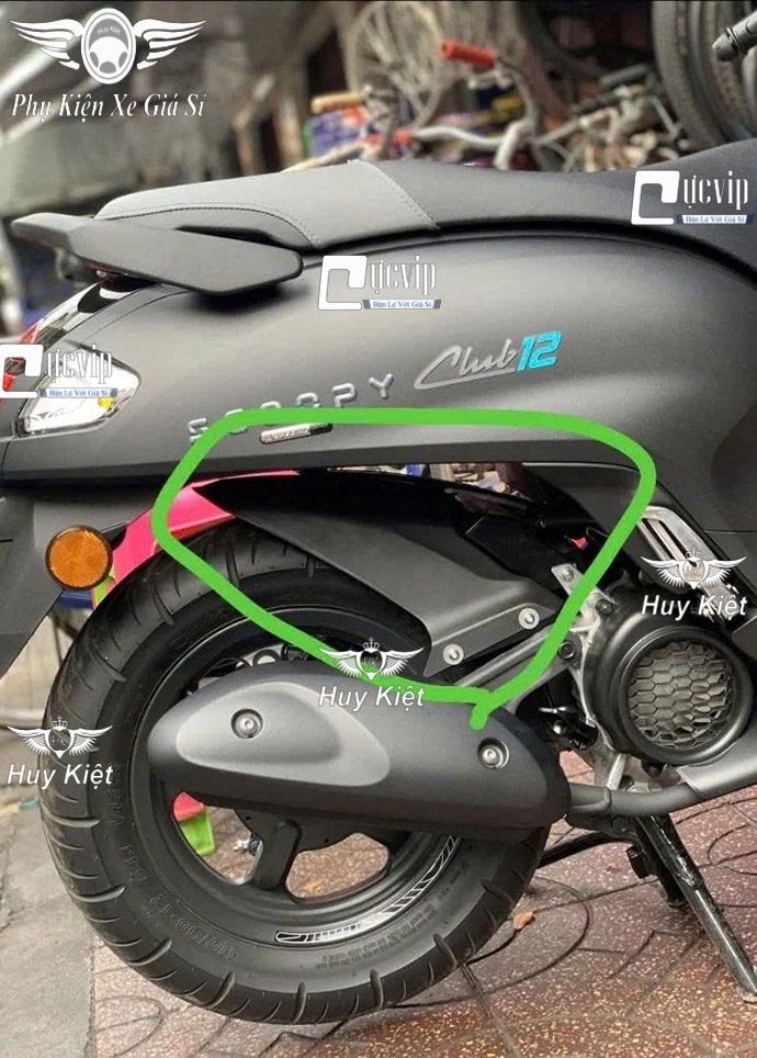 Dè Con Chắn Bùn Scoopy 110 (2016 - 2025) Kèm Pát Sắt Ốc Lông Đền MS6704
