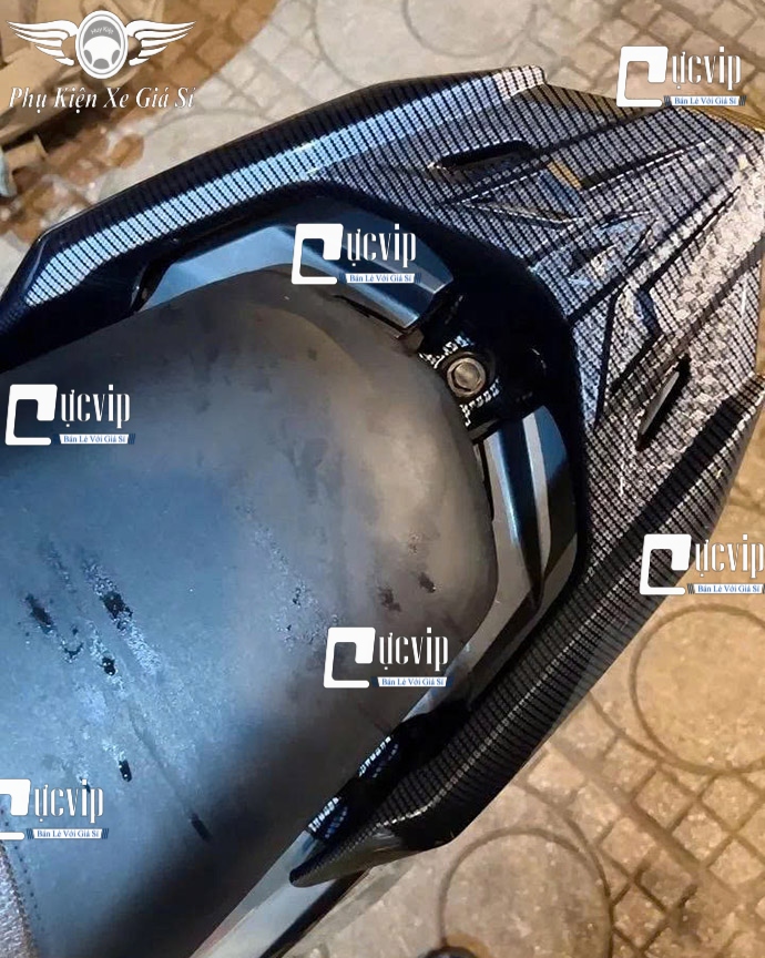 Ốp Cảng Sau Carbon, Xi Mạ Crom Airblade AB 160cc, Airblade 2020 - 2025 125cc 150cc 160cc MS6770 Ốp Cảng Sau Carbon, Xi Mạ Crom Airblade AB 160cc, Airblade 2020 - 2025 125cc 150cc 160cc MS6770