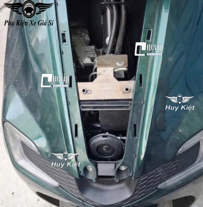 Baga Mũi Trước Stylo 160 Kiểu Vespa (Kèm Ốc + Pát) MS6773 Baga Mũi Trước Stylo 160 Kiểu Vespa (Kèm Ốc + Pát) MS6773