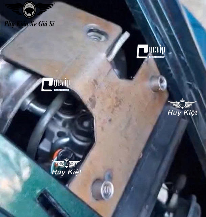 Baga Mũi Trước Stylo 160 Kiểu Vespa (Kèm Ốc + Pát) MS6773 Baga Mũi Trước Stylo 160 Kiểu Vespa (Kèm Ốc + Pát) MS6773