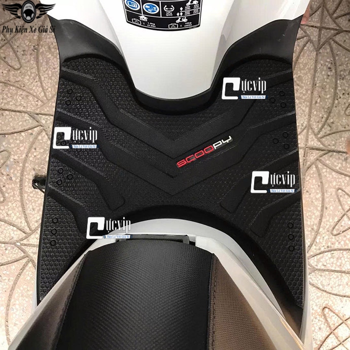 Thảm Lót Chân Trước Scoopy 110 (2014 - 2025) Cao Su Dày MS6774