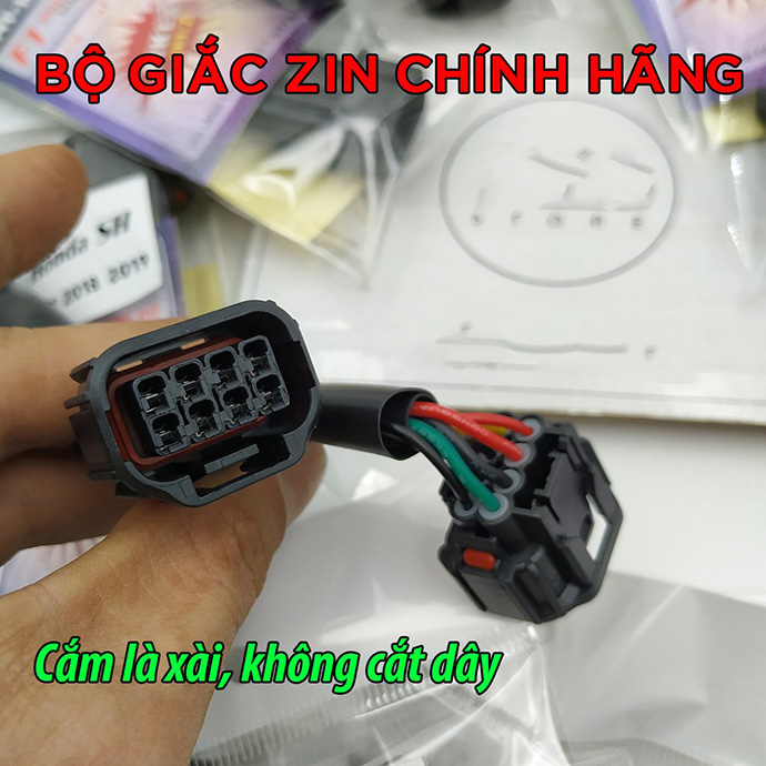 Mạch Nháy Sẵn Giắc Zin Tạo Chớp Stop F1 Nhiều Kiểu Nháy Cho SH 2017 - 2019, SH 2020 - 2022 MS4211