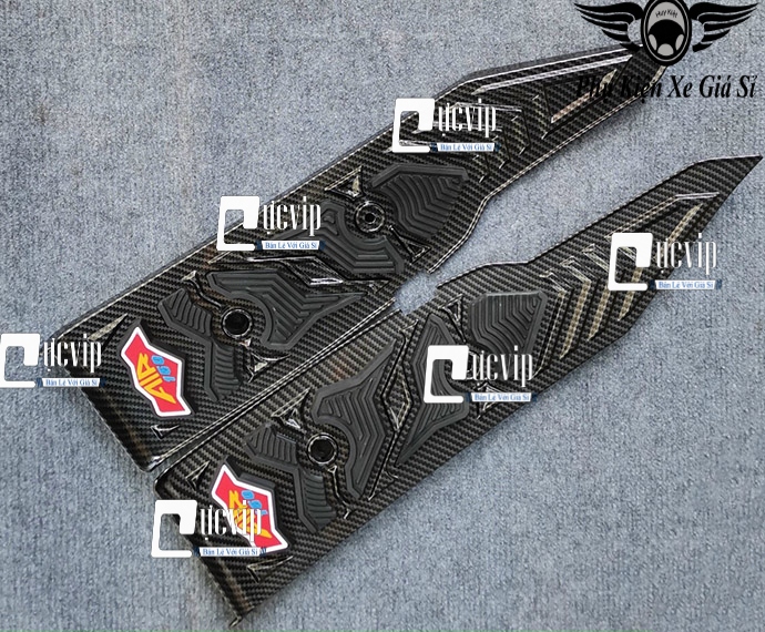 Thảm Gác Chân Trước Carbon AirBlade AB 2023 Đời Mới 160cc, 125cc MS5322