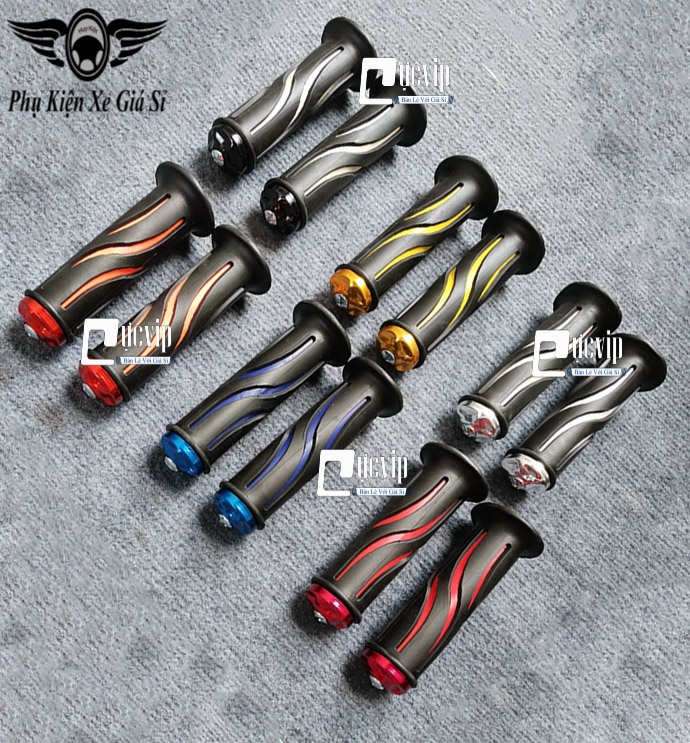 Combo Bao Tay 568 K&egrave;m G&ugrave; Tay L&aacute;i Nh&ocirc;m CNC Kiểu Lốc Xo&aacute;y Gắn Mọi Loại Xe MS5330