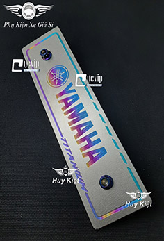 Bảng Tên Yamaha Titan Kèm 2 Ốc Vương Miện MS3698